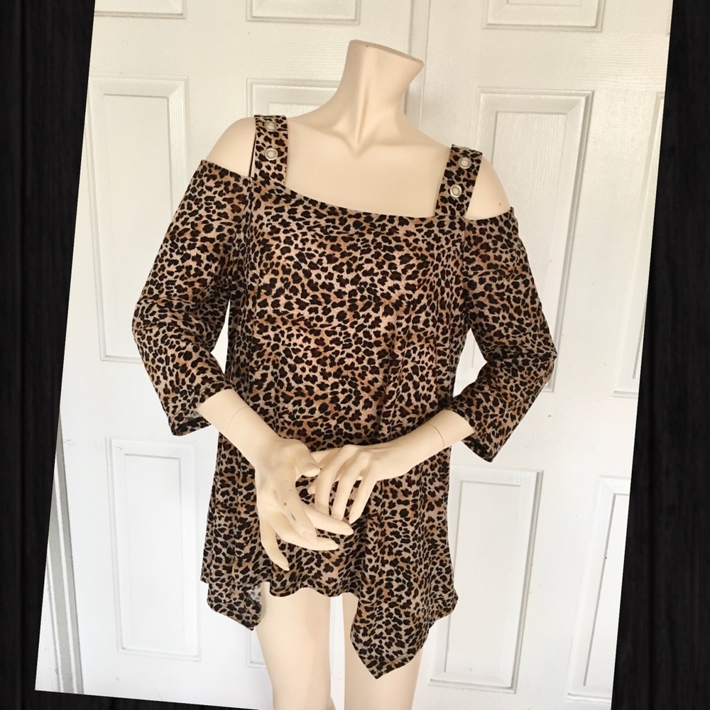 Leopard Cold Shoulder Top, Size XL